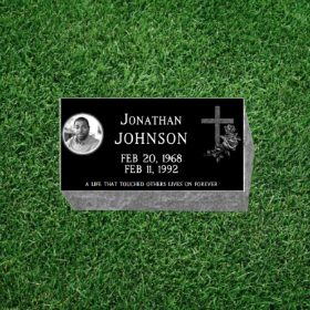 Picture of Single Black Granite Pillow Marker Headstone Free Photo 20x10x6